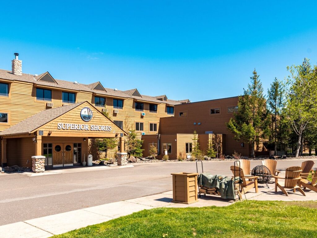 Superior Shores Resort on Minnesota's North Shore of Lake Superior